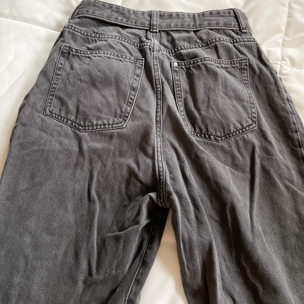 High Waisted Baggy Jeans - Picture 9 of 9